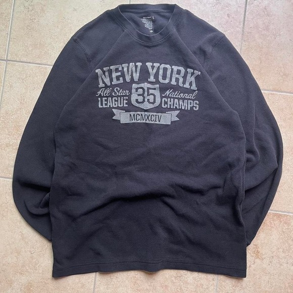 SICKKK black Y2K style old navy thermal long sleeve! - Picture 3 of 8